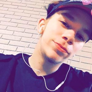 Meet your Posher, Warren